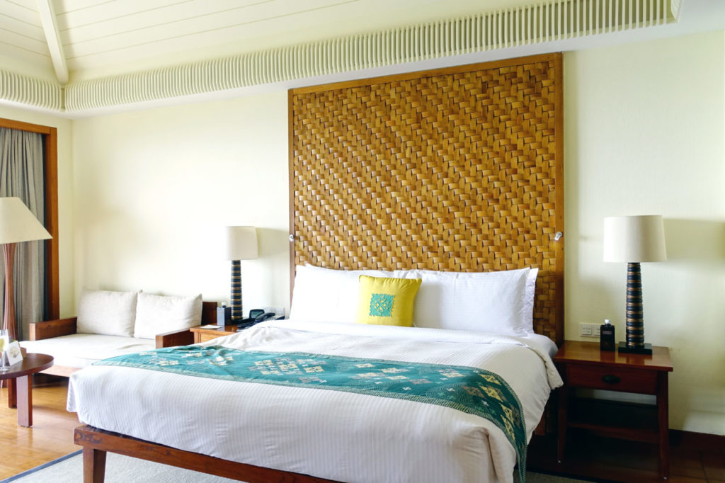 Mandarin Oriental Sanya hotel review - Passport & Palmtree