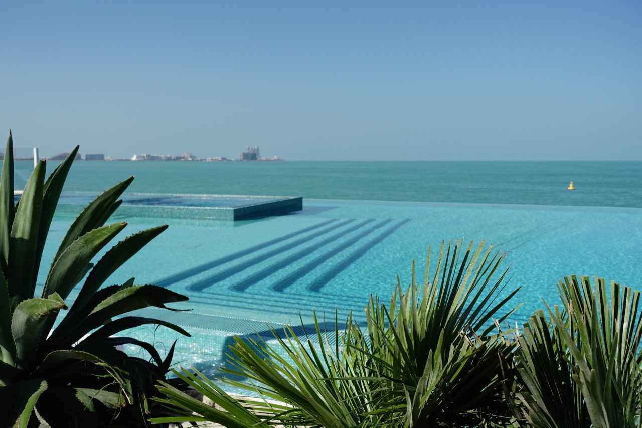 Infinity pool Burj Al Arab