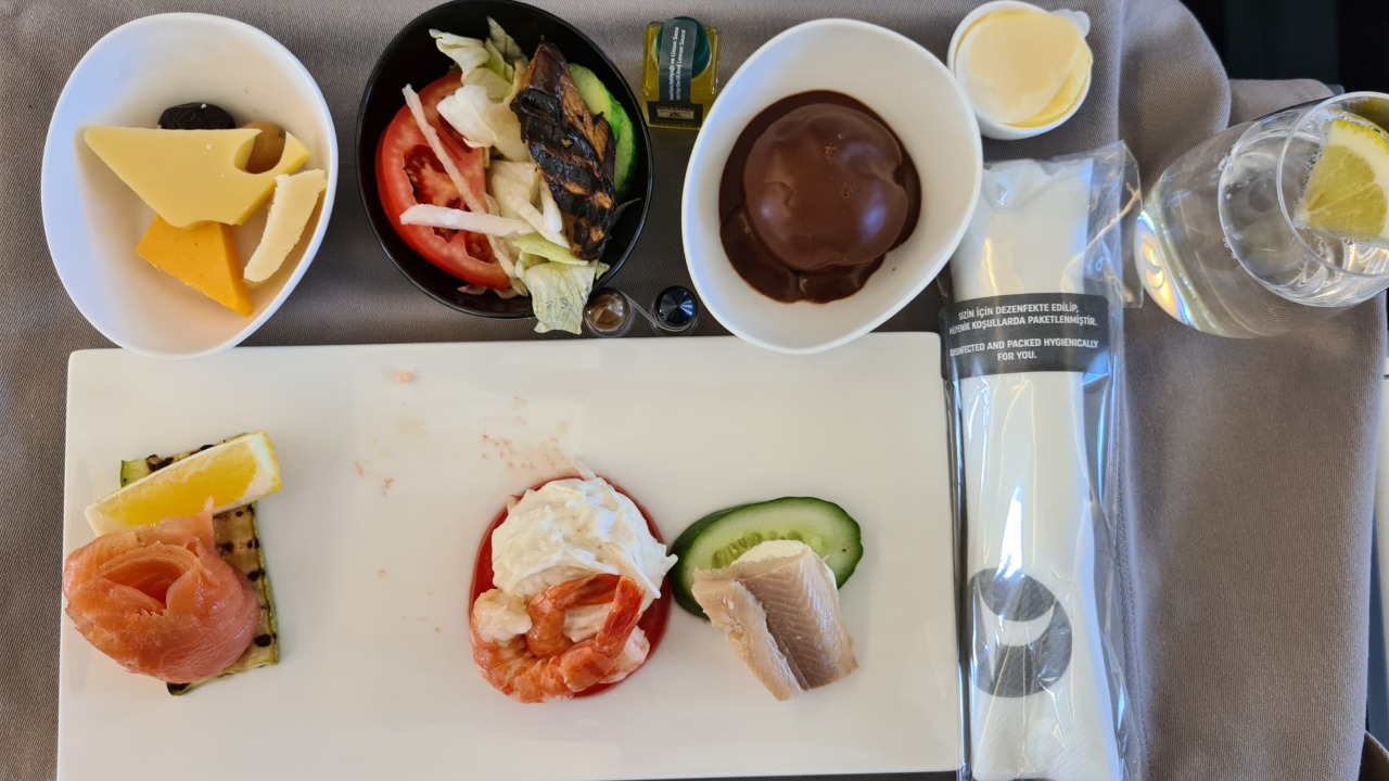 Turkish Airlines business class food
